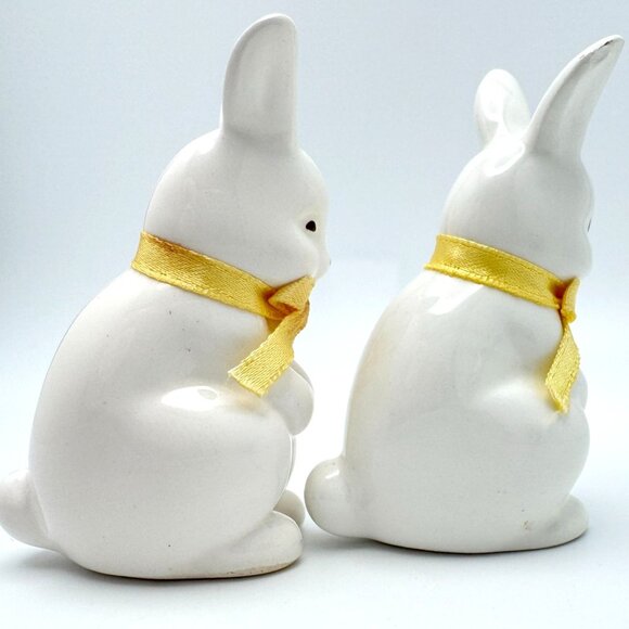 Russ 1980s Vtg Easter Bunny Ceramic Figurines With Yellow Bow Set Of 2 - Picture 4 of 7